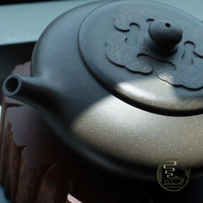 Ấm Tử Sa Vân Tử Như Ý