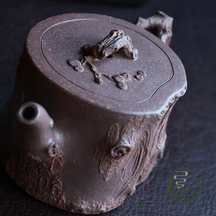 Ấm Tử Sa Thanh Tùng