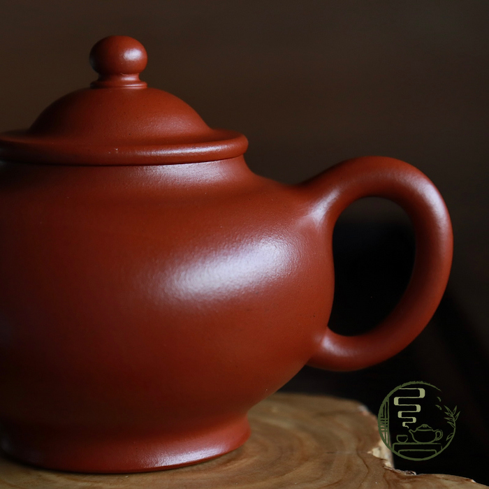 Ấm Tử Sa Trọng Phương Chuyết Cầu.