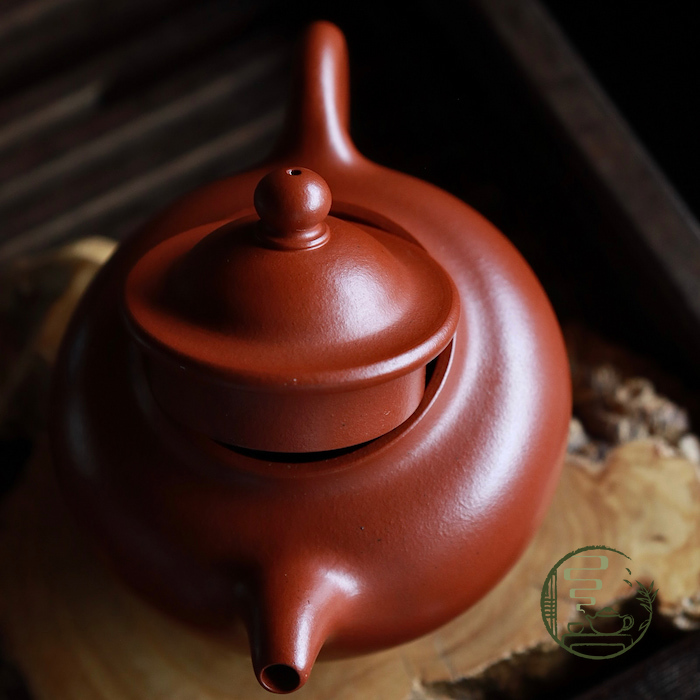 Ấm Tử Sa Trọng Phương Chuyết Cầu.