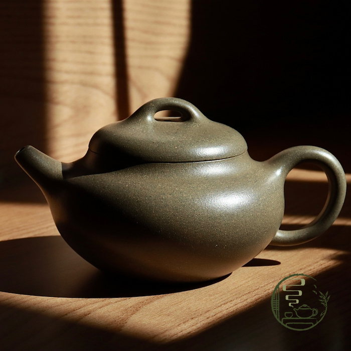 Ấm Tử Sa Cổ Phong